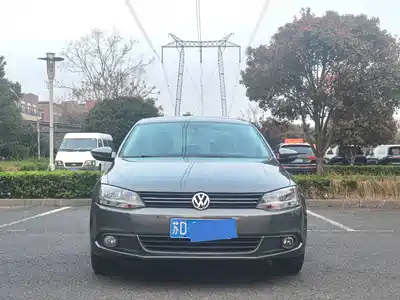 Volkswagen Sagitar 2014