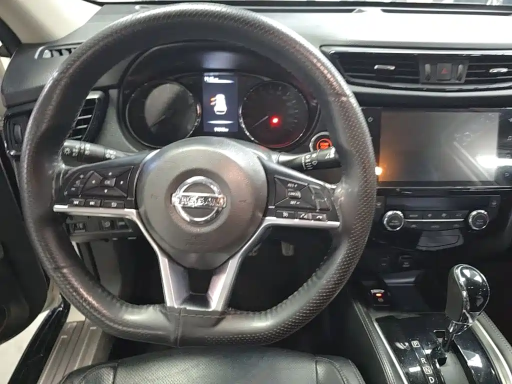 Nissan X-Trail 2020 — фото 11