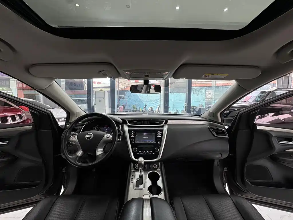 Nissan Murano 2018 — фото 17