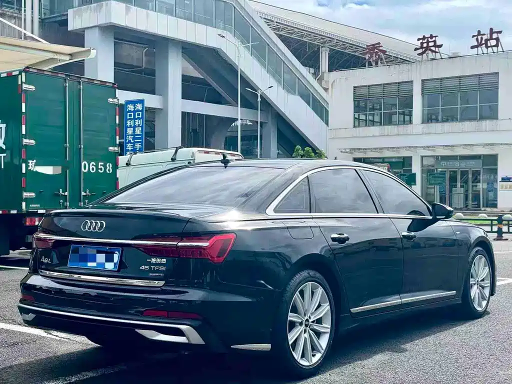 Audi A6L 2023