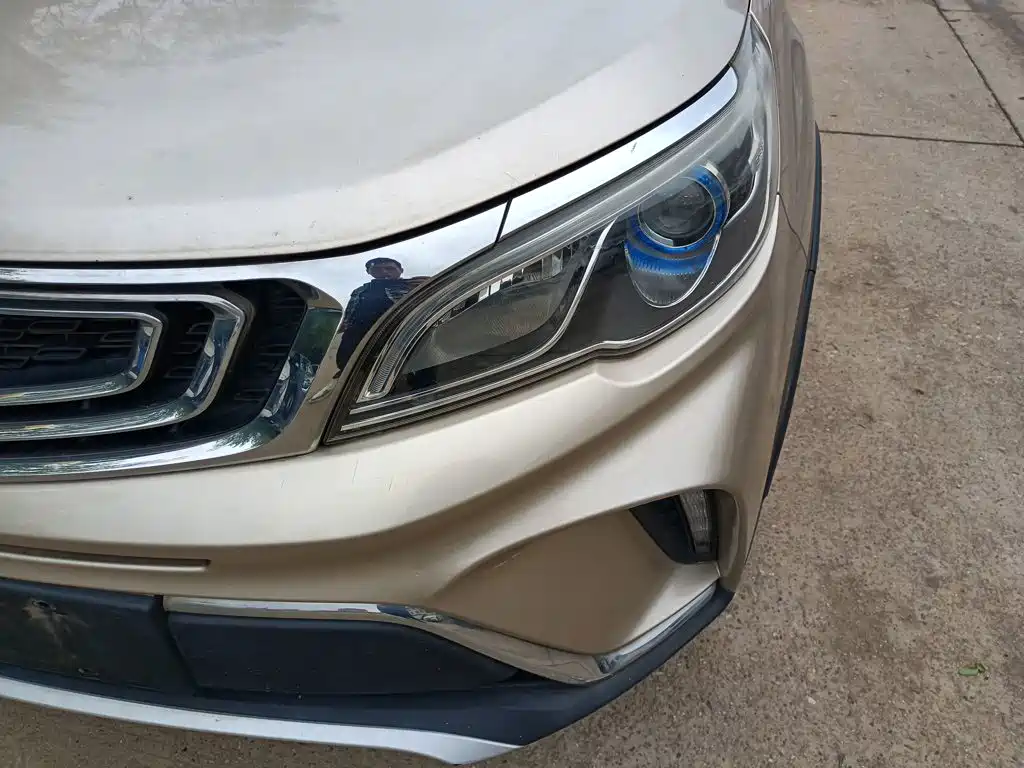 Geely Vision X3 2018 — фото 24