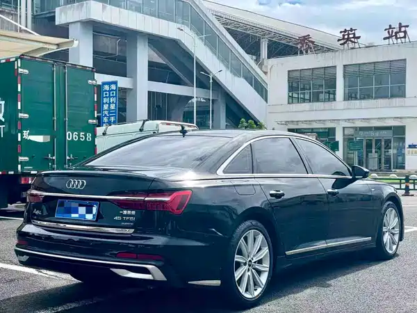 Audi A6L 2023