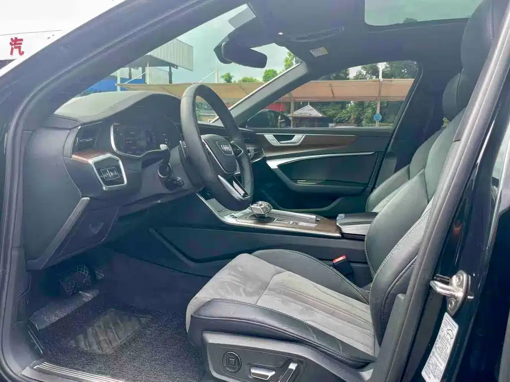 Audi A6L 2023