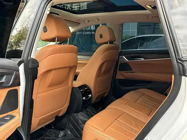 BMW 5 Series 2022