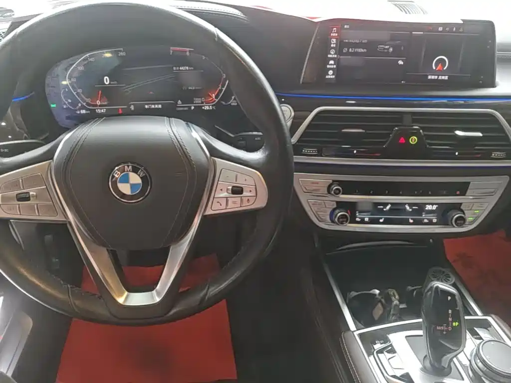 BMW 7 Series 2021 — фото 10