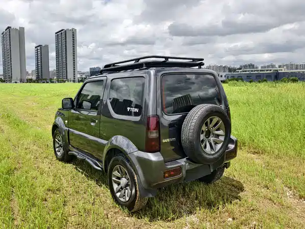 Suzuki Jimny 2016