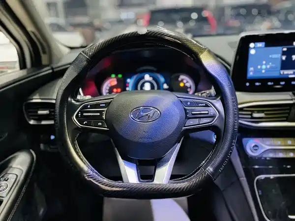 Hyundai Santa Fe 2020