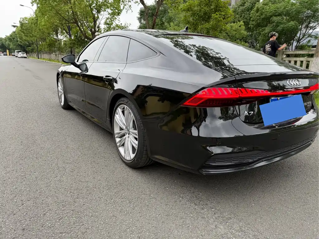 Audi A7 2019 — фото 11