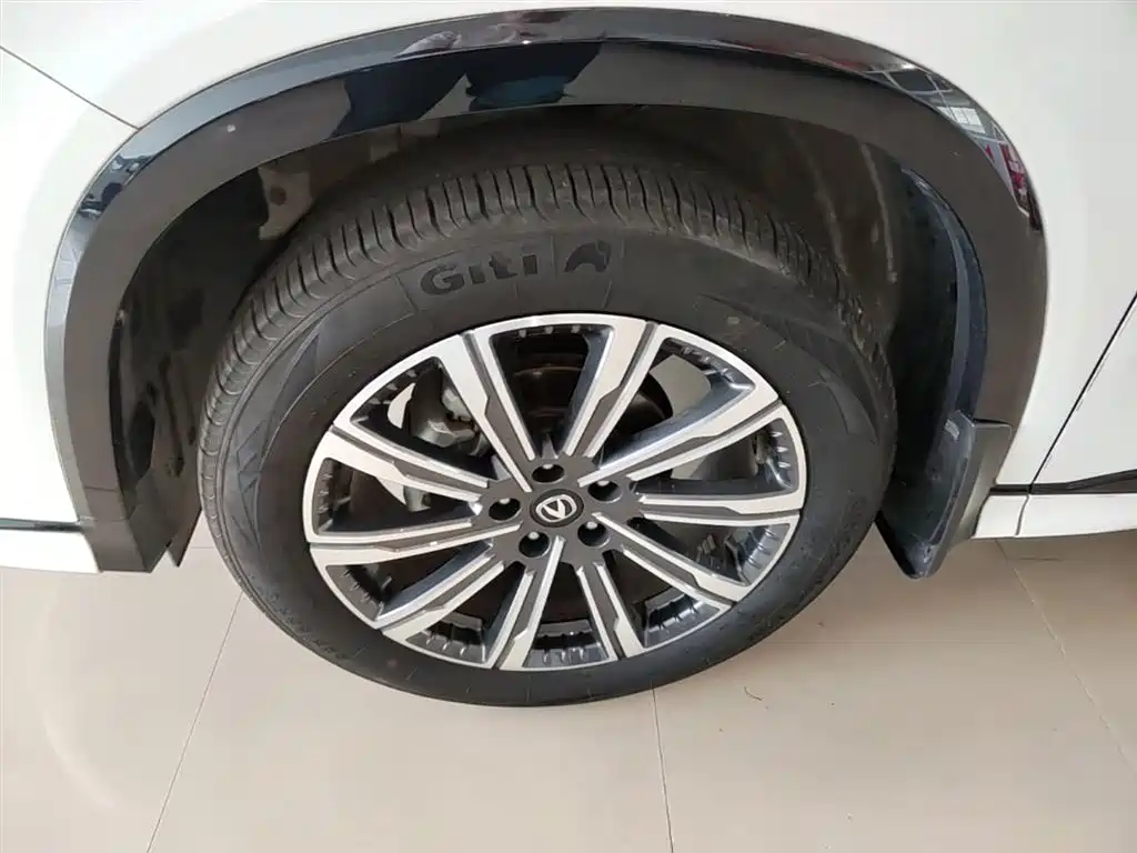 Changan CS75 PLUS 2024 — фото 23