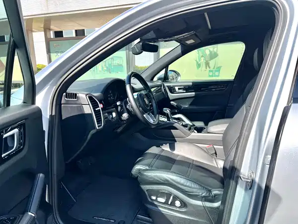 Porsche Cayenne 2018
