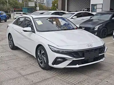 Hyundai Elantra 2023