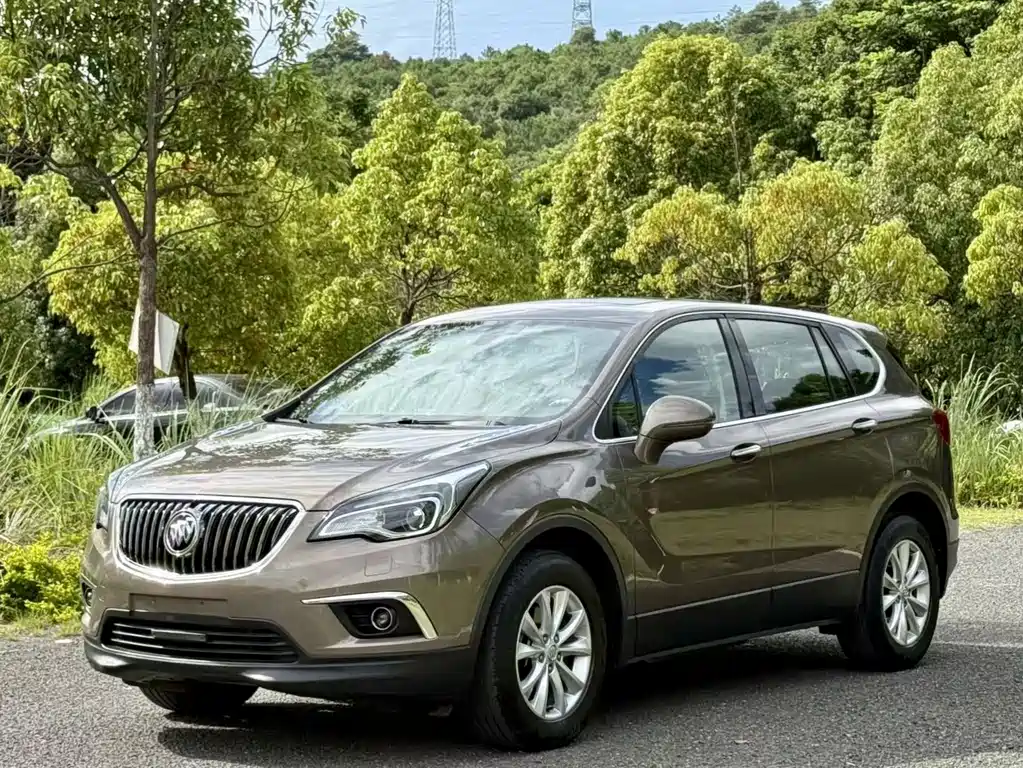 Buick Envision Plus 2017 — фото 1