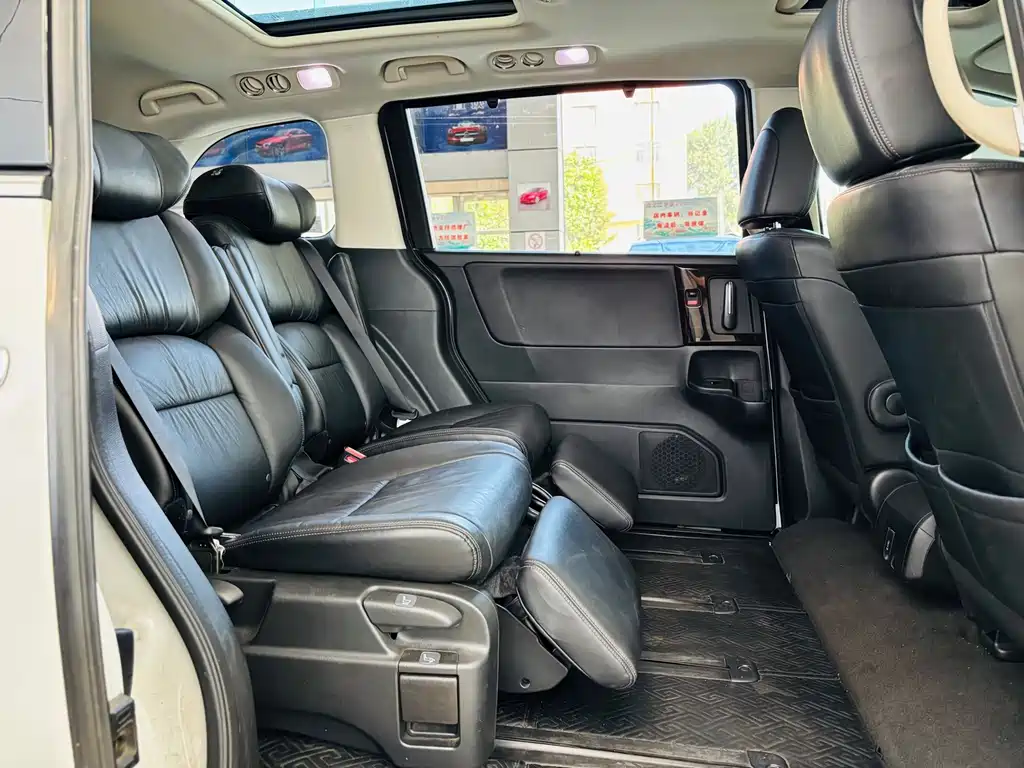 Honda Odyssey 2019 — фото 16
