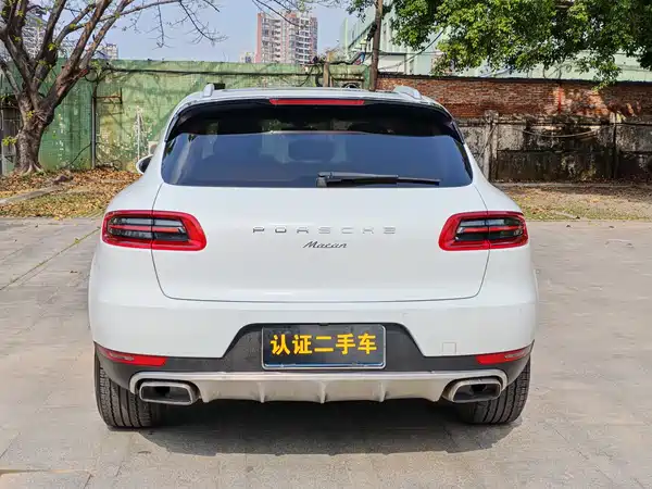 Porsche Macan 2016