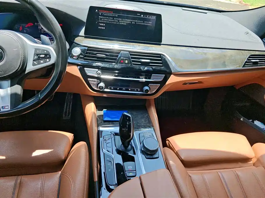 BMW 6 Series GT 2020 — фото 16