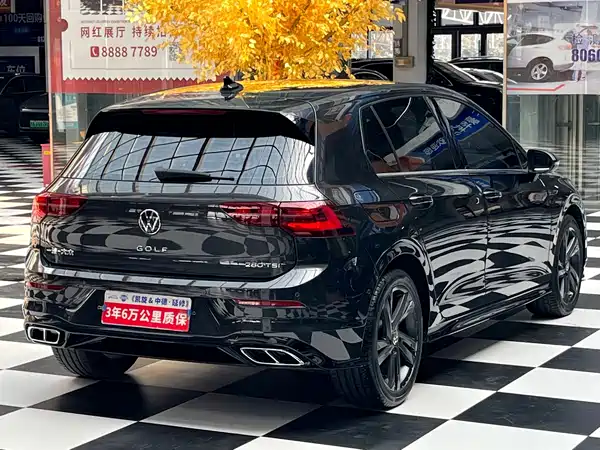 Volkswagen Golf 2022