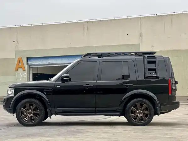 Land Rover Discovery 2015