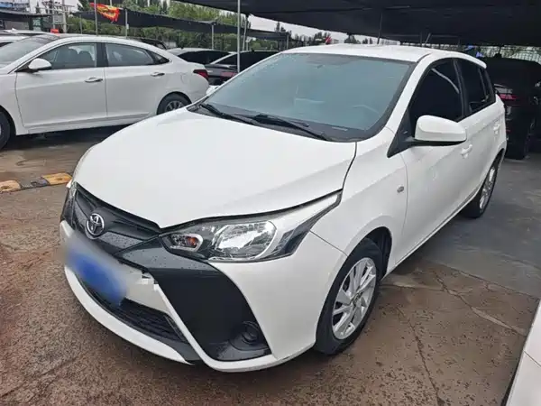Toyota Yaris L 2016