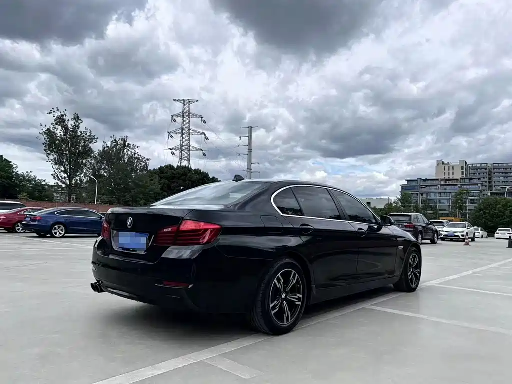 BMW 5 Series 2015 — фото 4