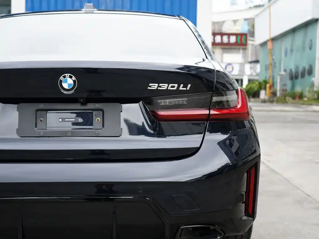 BMW 3 Series 2026 — фото 15