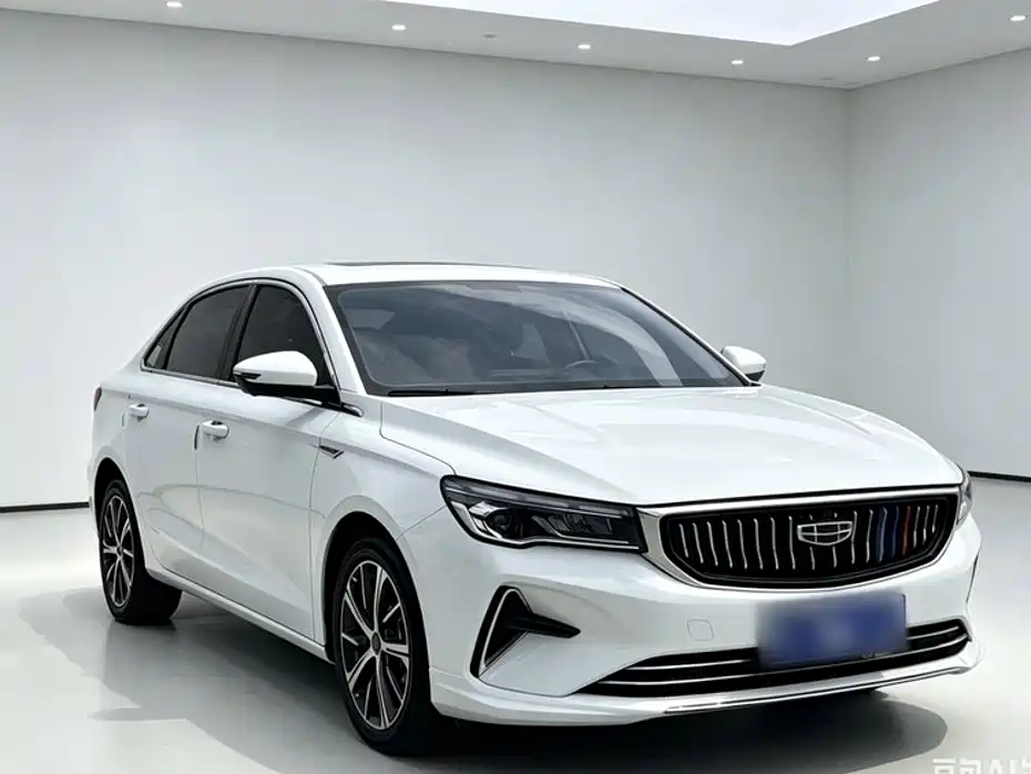 Geely Emgrand 2022 — фото 24