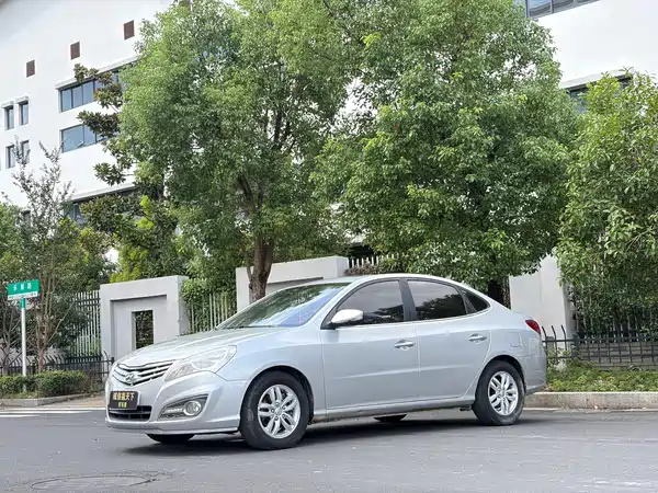 Hyundai Yuedong 2013