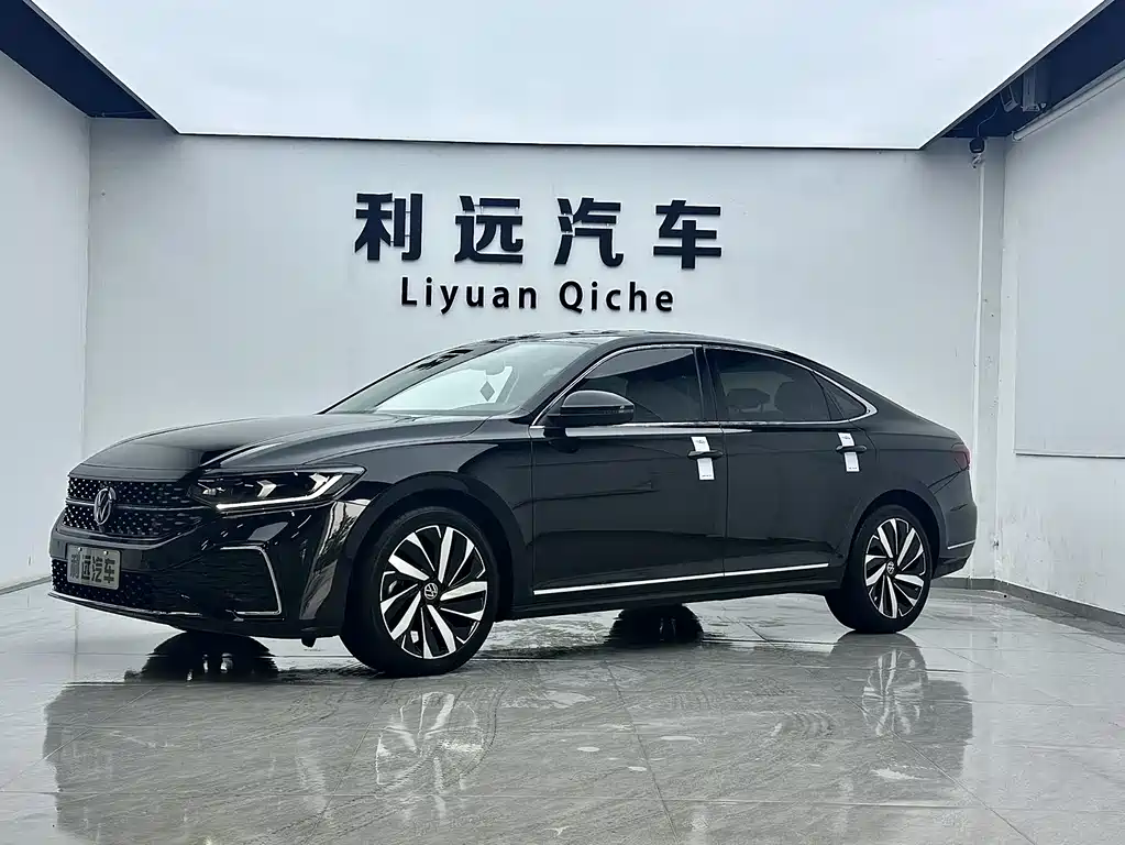 Volkswagen Passat 2022