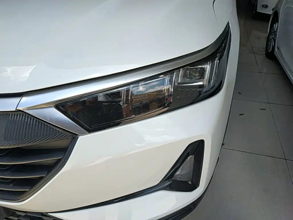 Dongfeng Fengshen AX7 2021 — фото 24