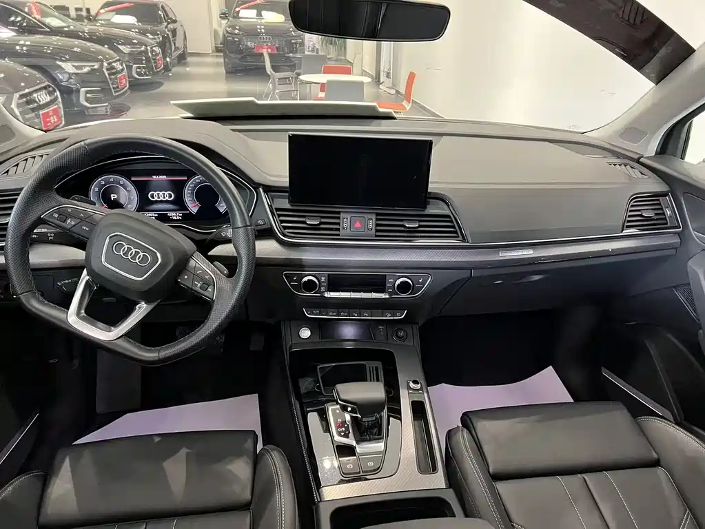Audi Q5L 2022 — фото 4