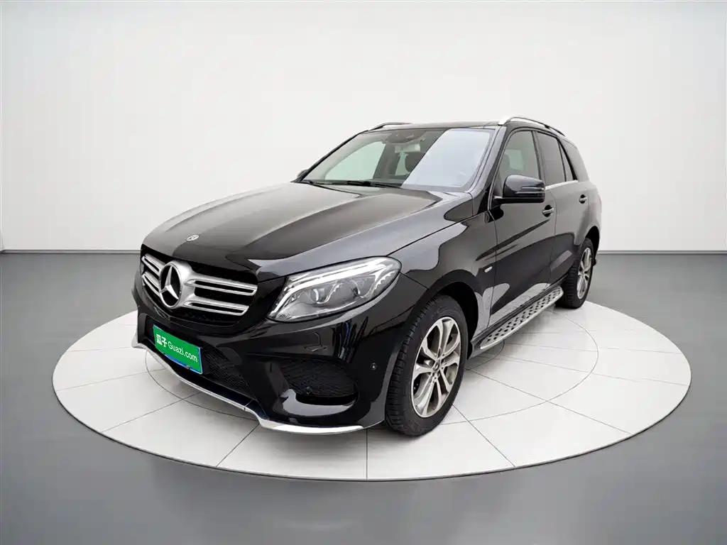 Mercedes-Benz GLE 2019 — фото 2