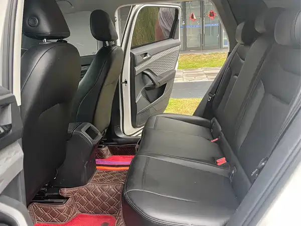 Volkswagen Tharu 2020