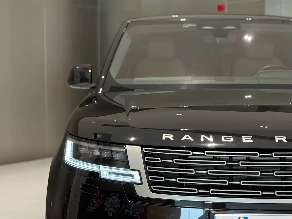 Land Rover Range Rover 2023 — фото 5