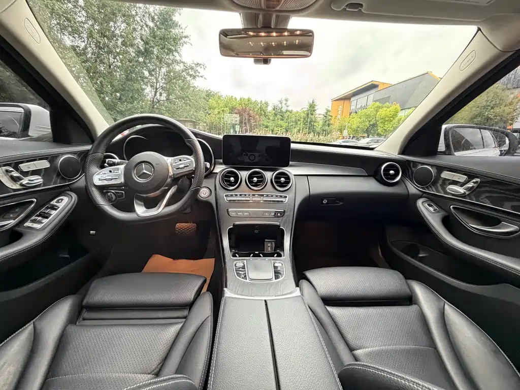 Mercedes-Benz C-Class 2020 — фото 7