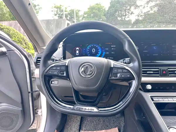 Dongfeng E70 2021