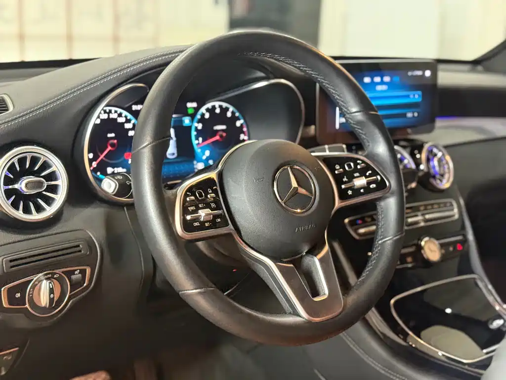 Mercedes-Benz GLC Coupe 2020 — фото 12