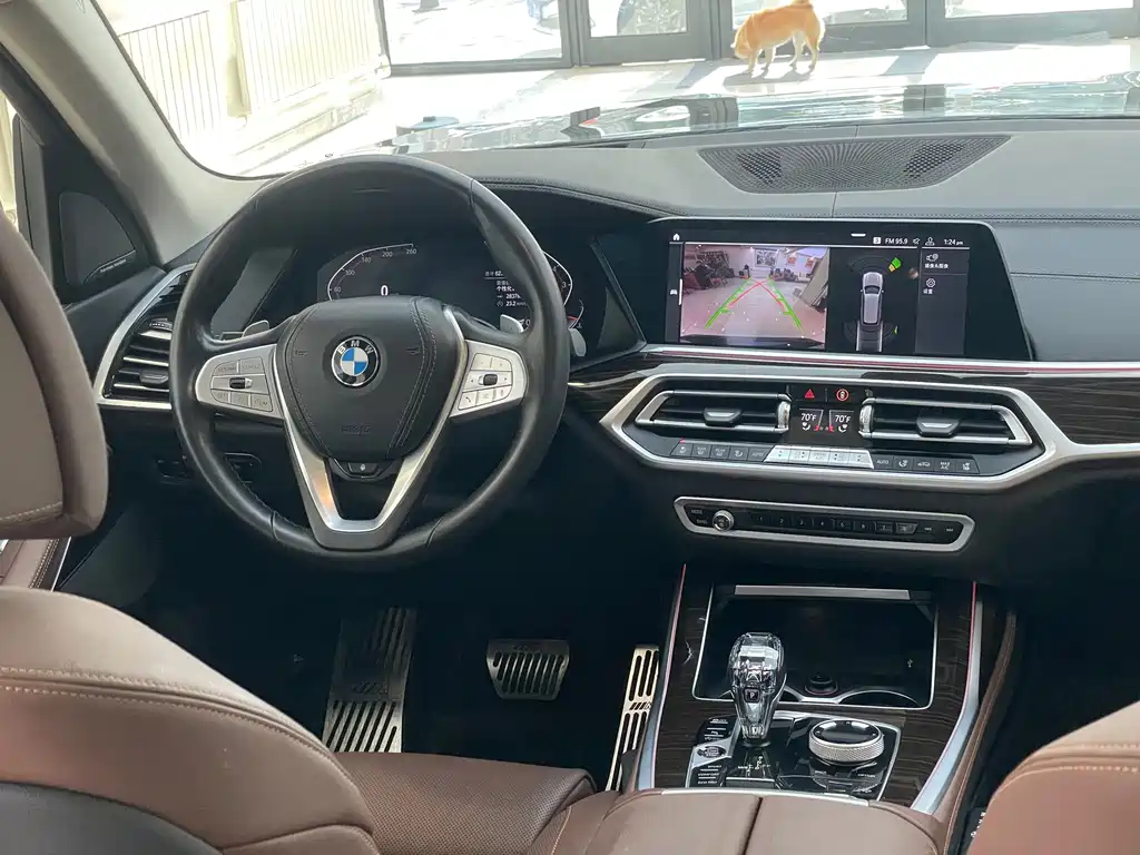 BMW X7 2020 — фото 20