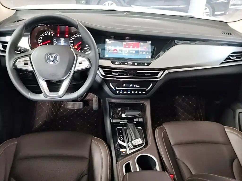Changan CS35PLUS 2018 — фото 10