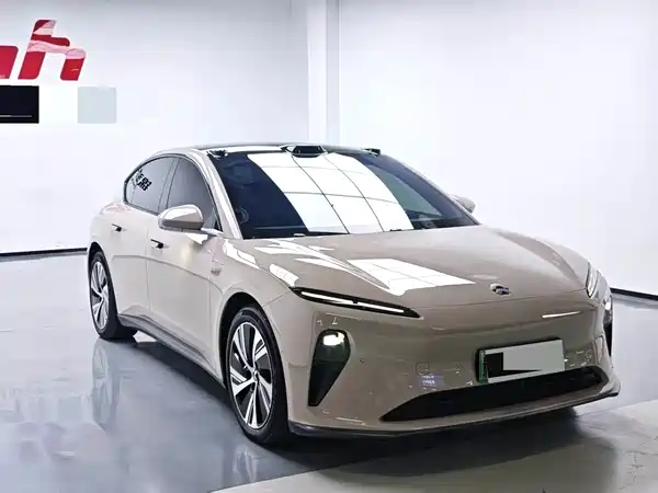 NIO ET5 2024