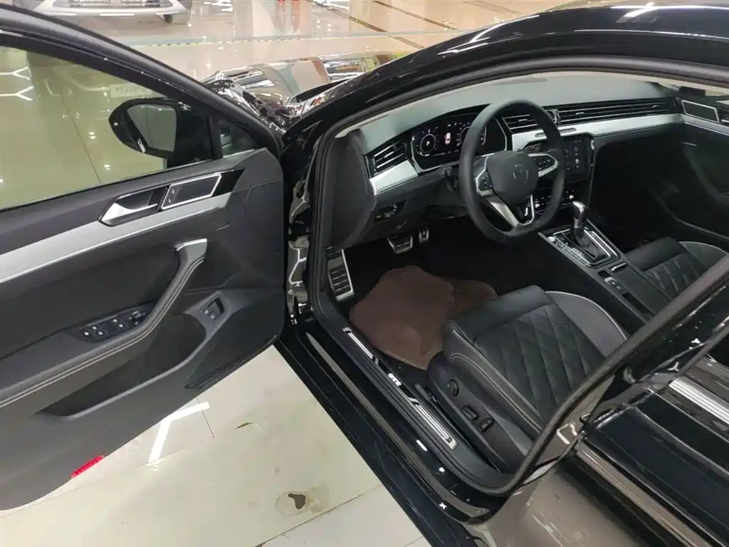 Volkswagen Magotan GTE PHEV 2023 — фото 16