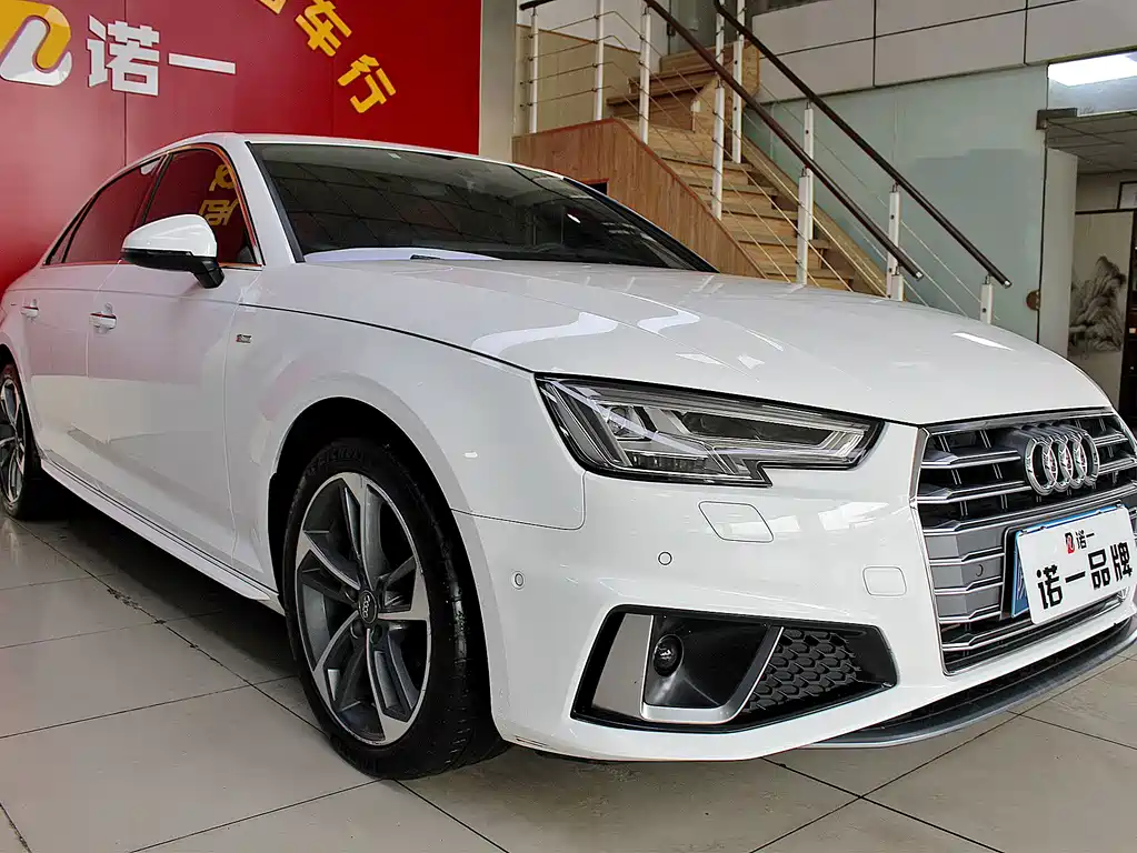 Audi A4L 2019 — фото 16