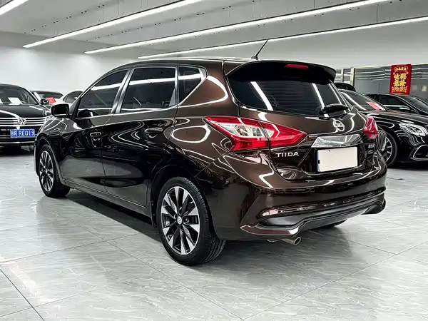 Nissan Tiida 2017