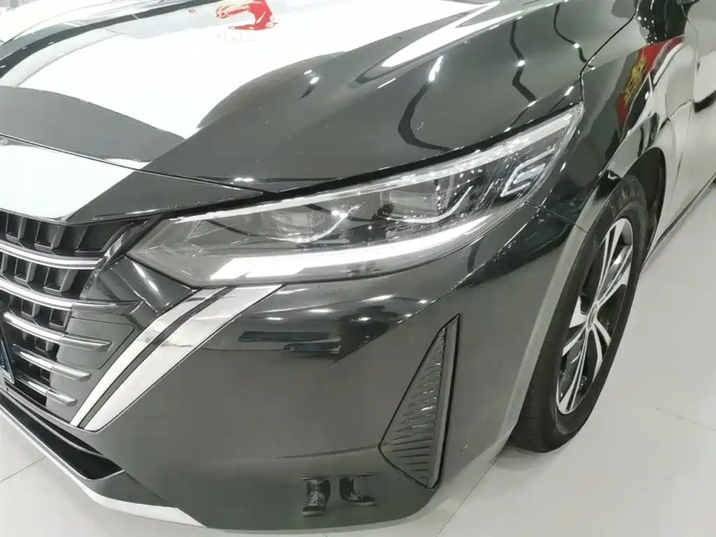 Nissan Sylphy 2024 — фото 18