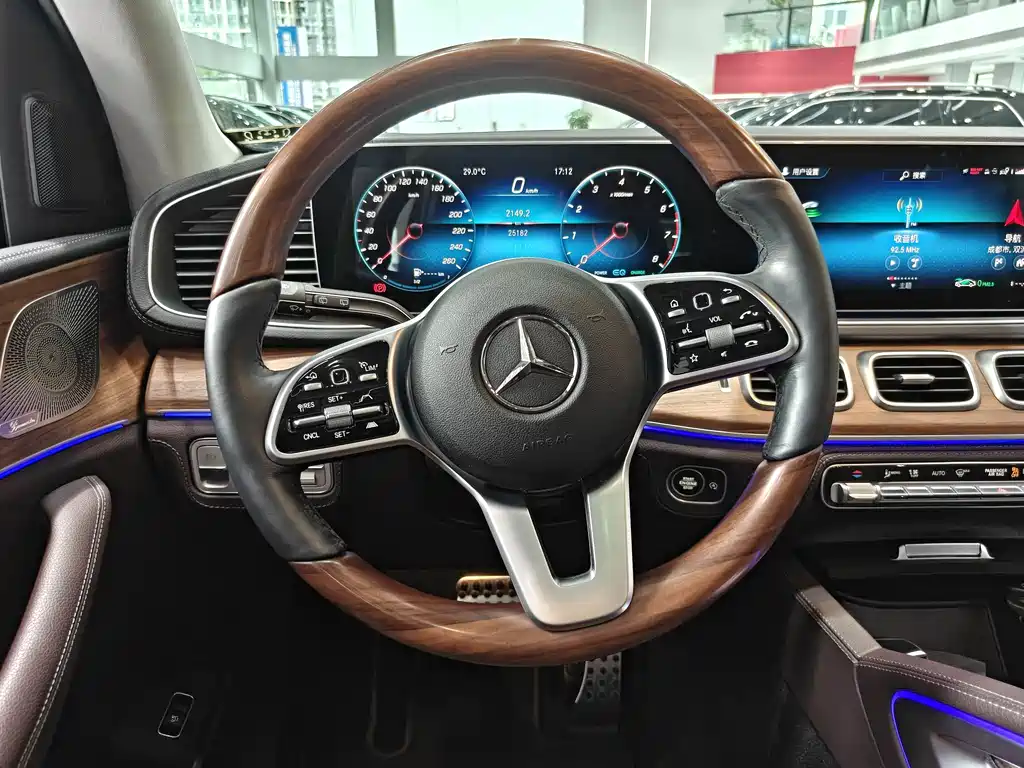 Mercedes-Benz GLS 2022 — фото 11