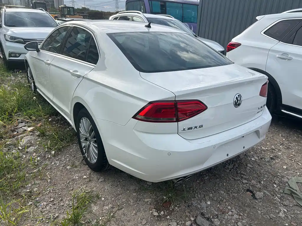 Volkswagen Lamando 2015