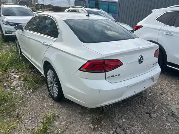 Volkswagen Lamando 2015