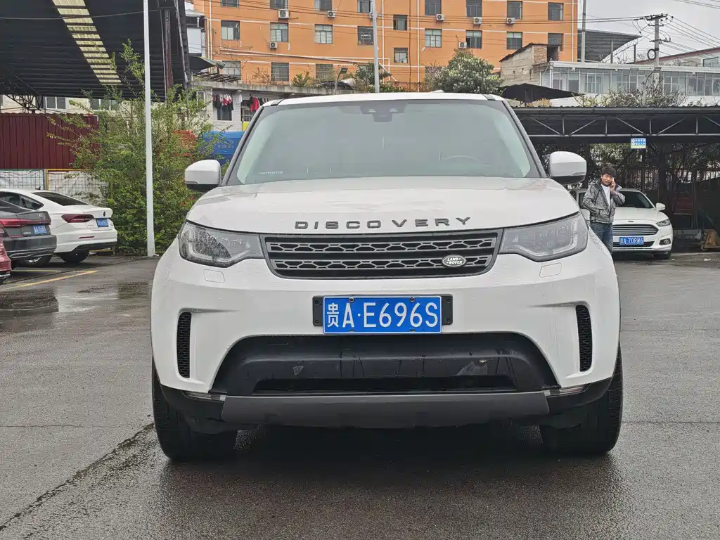Land Rover Discovery 2018 — фото 2