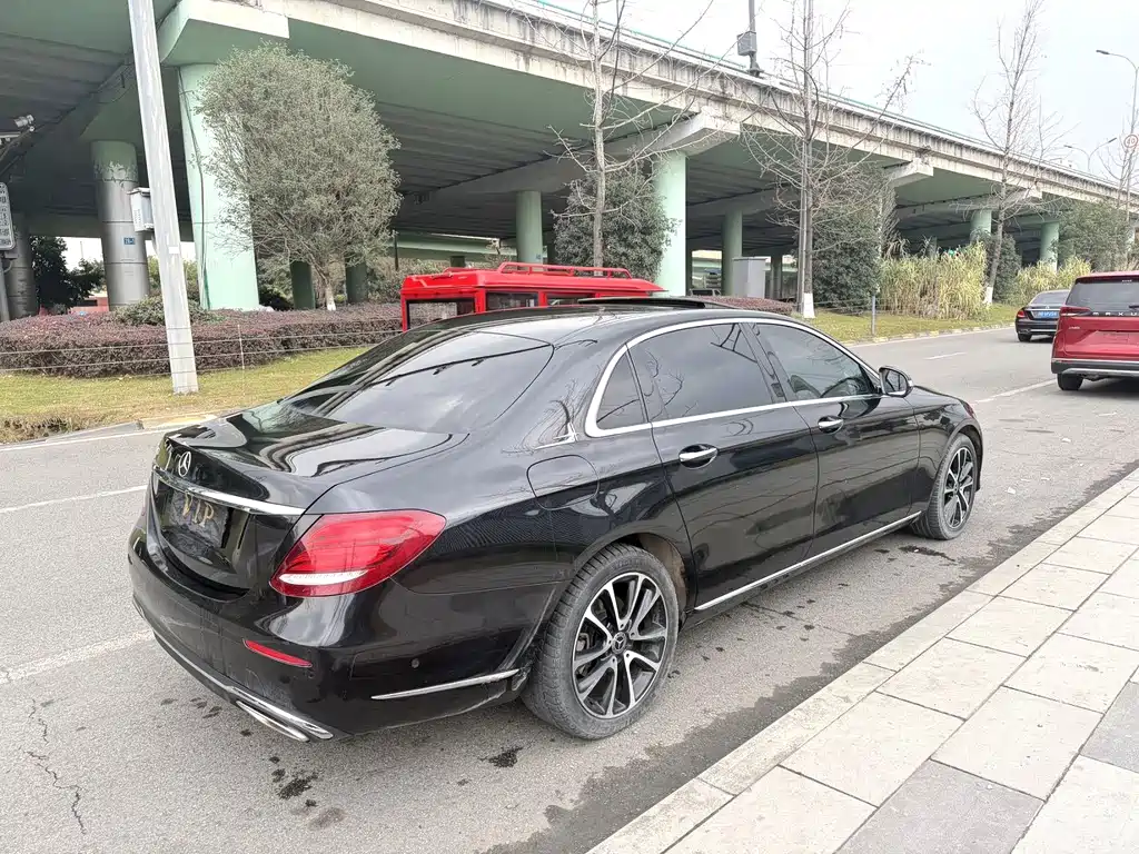 Mercedes-Benz E-Class 2019