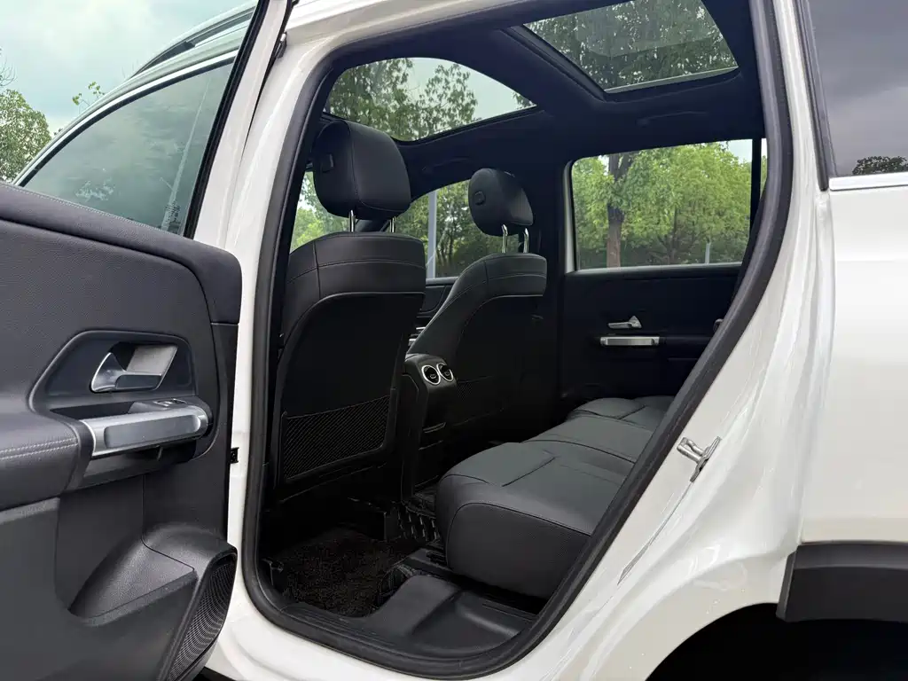 Mercedes-Benz GLB 2020