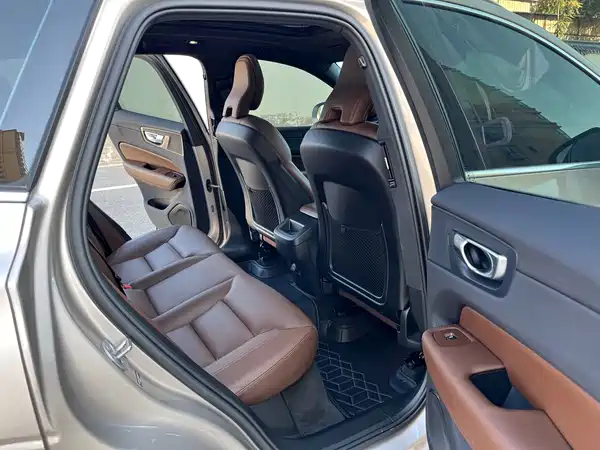 Volvo XC60 2024