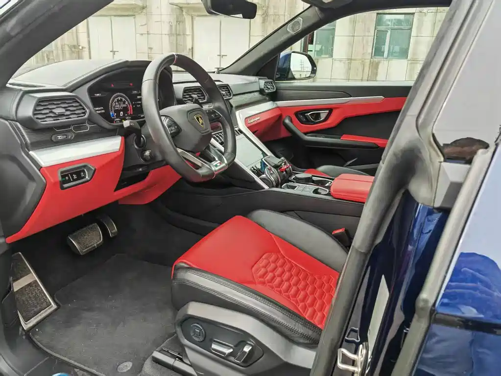 Lamborghini Urus 2019 — фото 4